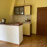 Hotel Zaara
