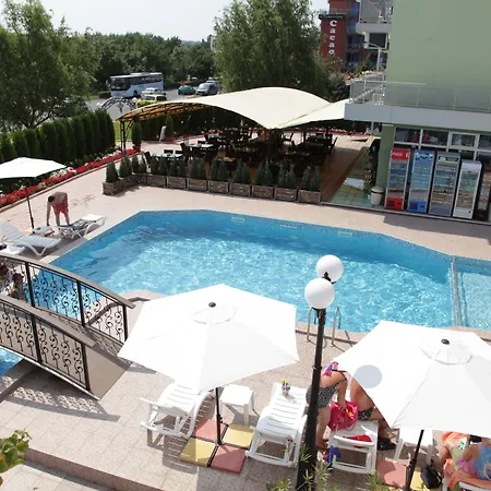 ホテル Zaara サニービーチ